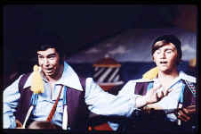 Gond'70-16_t.jpg (128191 bytes)