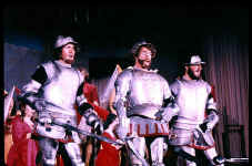 Ida72-10_t.jpg (125230 bytes)