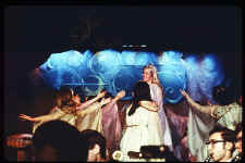 Io68-10_t.jpg (140036 bytes)