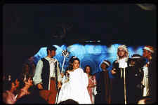 Io68-39_t.jpg (124005 bytes)