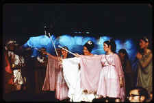 Io68-42_t.jpg (135928 bytes)