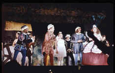 Io72-41_t.jpg (159634 bytes)