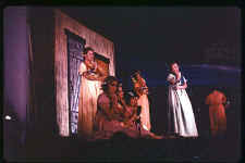 Rud71-001_t.jpg (174379 bytes)