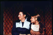 Yeo70-002_t.jpg (129499 bytes)