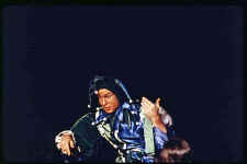 Yeo70-058_t.jpg (86806 bytes)