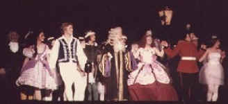 io72_17.jpg (19090 bytes)