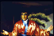 mik69_10.jpg (54195 bytes)