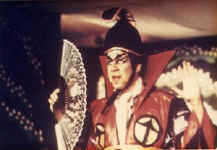 mik69_5.jpg (16144 bytes)