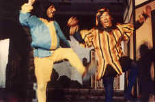 yeo68_3.jpg (31598 bytes)